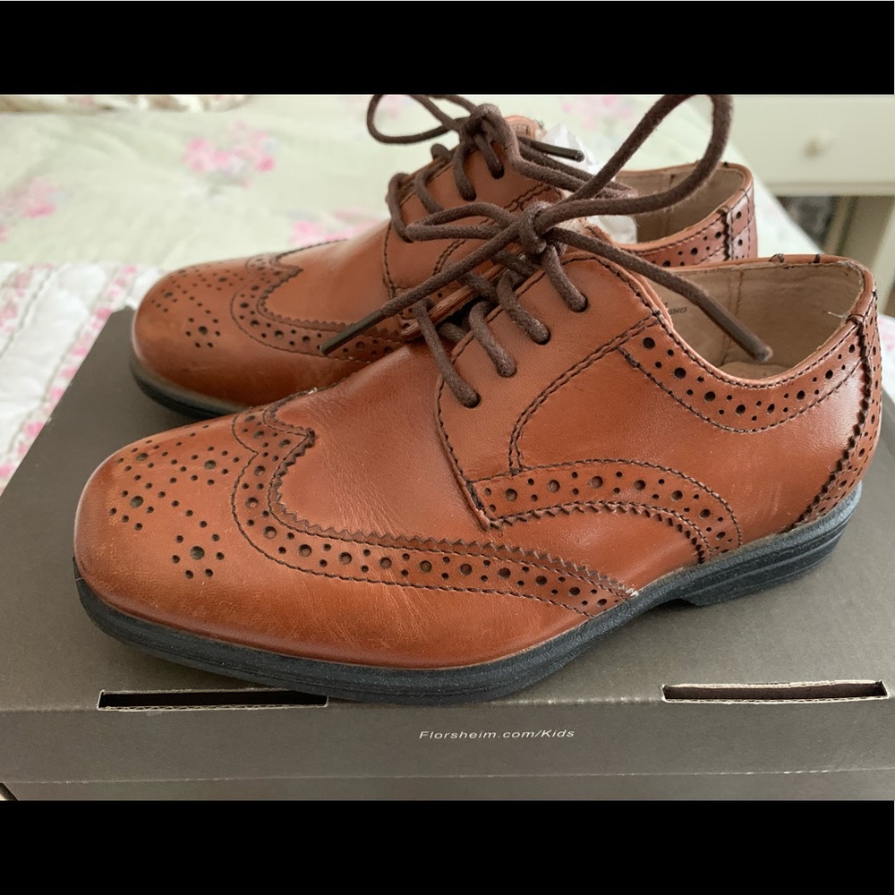 Florsheim Reveal Wingtip Oxford Jr Shoes -Size 10M